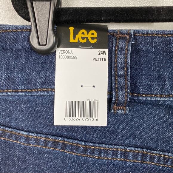 Lee Relaxed Fit Straight Leg Mid Rise Jeans Sz.24W Petite NWT - Picture 10 of 11